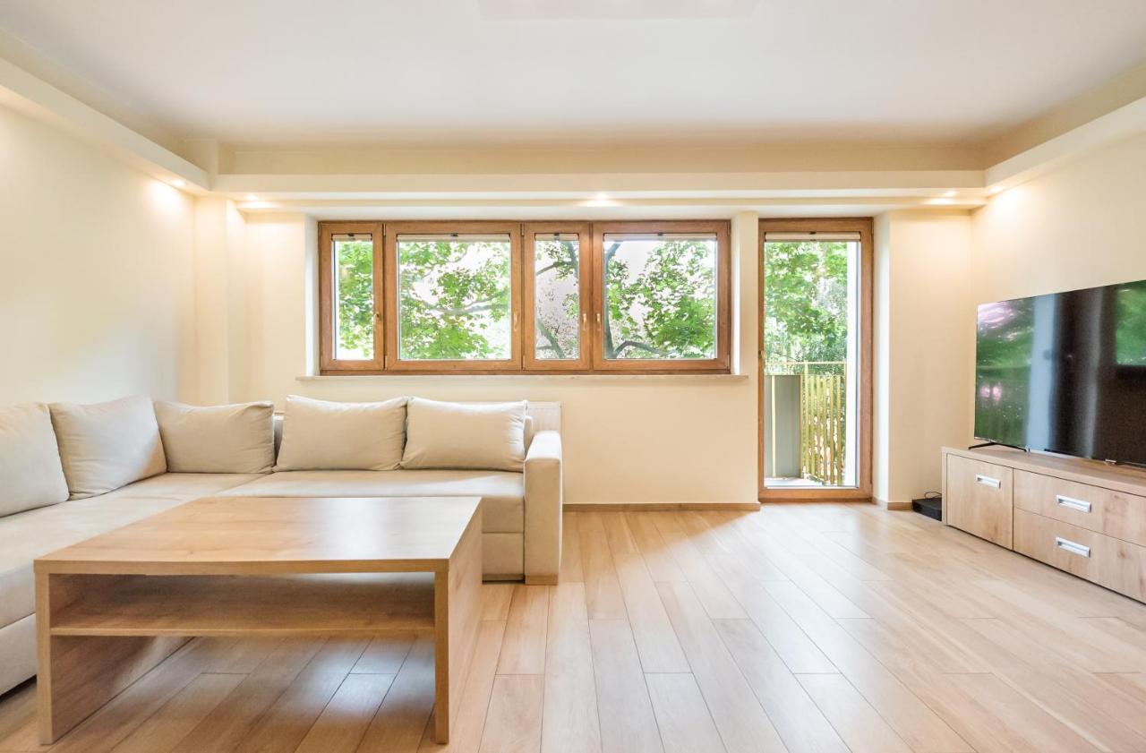 Mokotow Orzycka Beige Studio Warsaw Ngoại thất bức ảnh